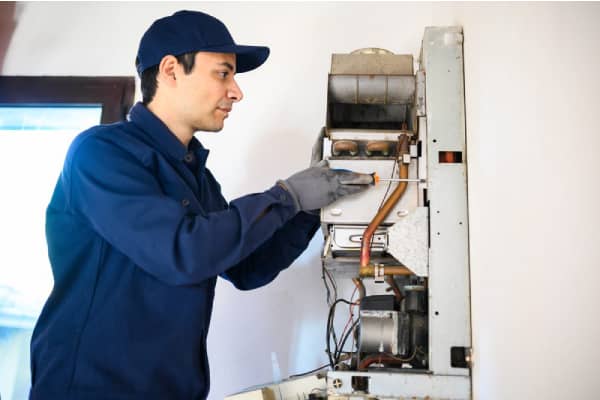 Five Times To Hire A Heating Contractor In Houston TX